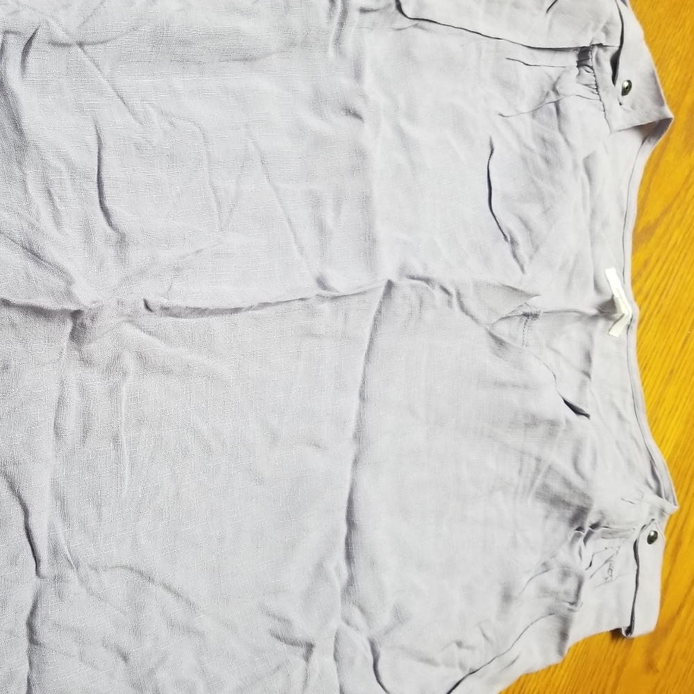 Sleeveless blouse